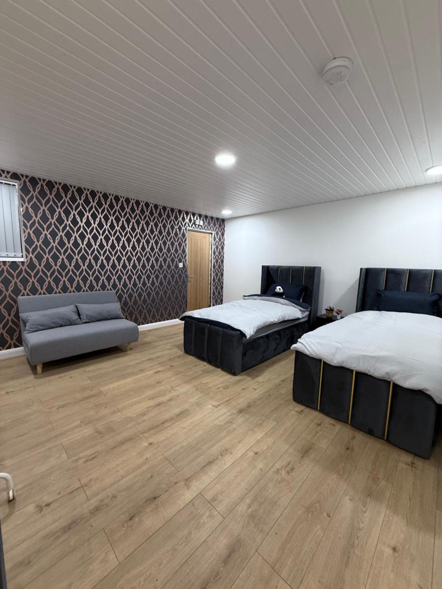 Birmingham City Centre- 9 Bed House With Free Parking エクステリア 写真