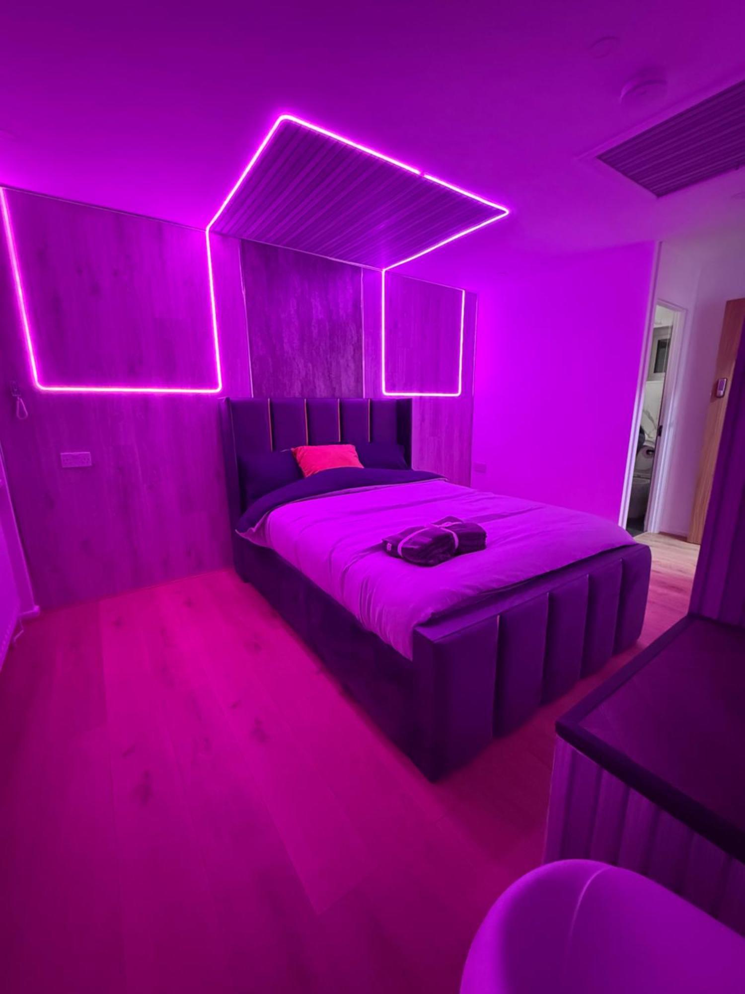 Birmingham City Centre- 9 Bed House With Free Parking エクステリア 写真