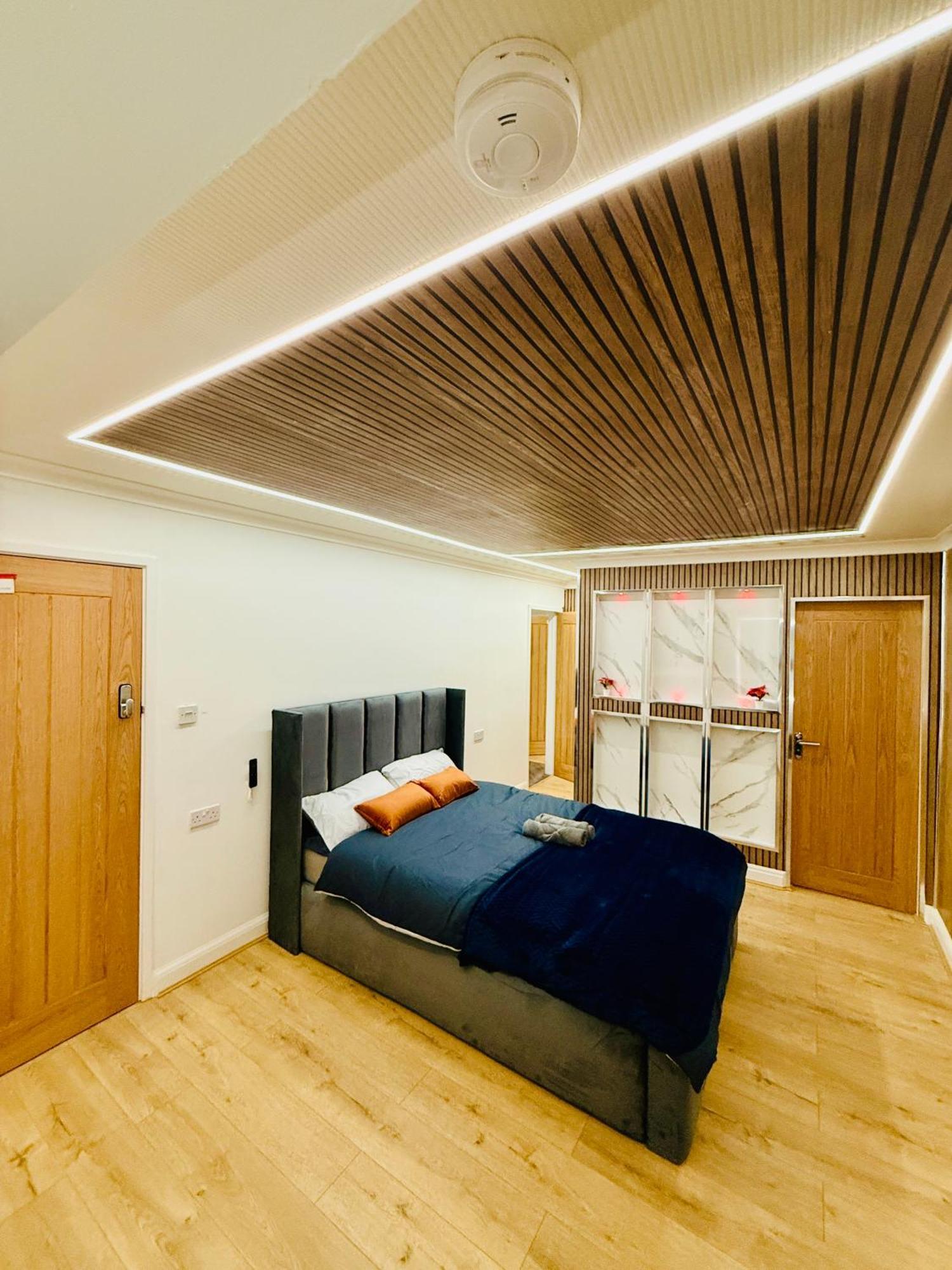Birmingham City Centre- 9 Bed House With Free Parking エクステリア 写真